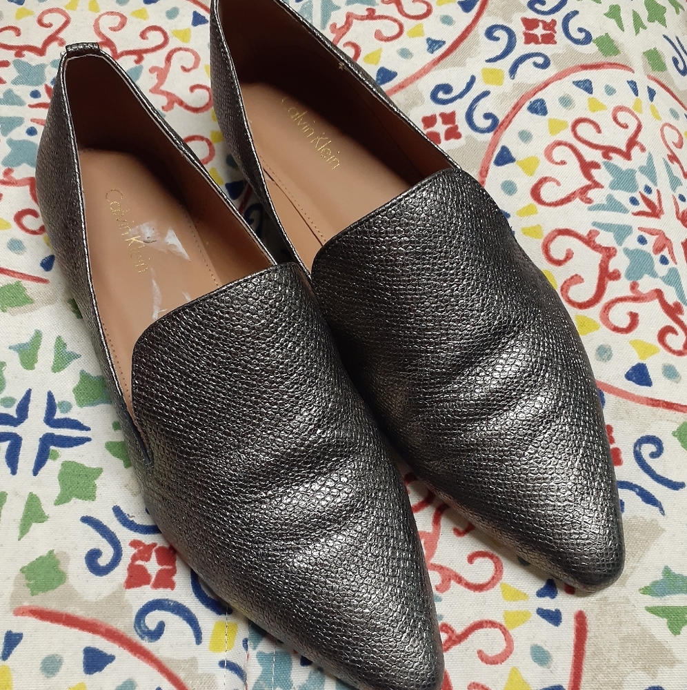 Calvin klein metallic flats